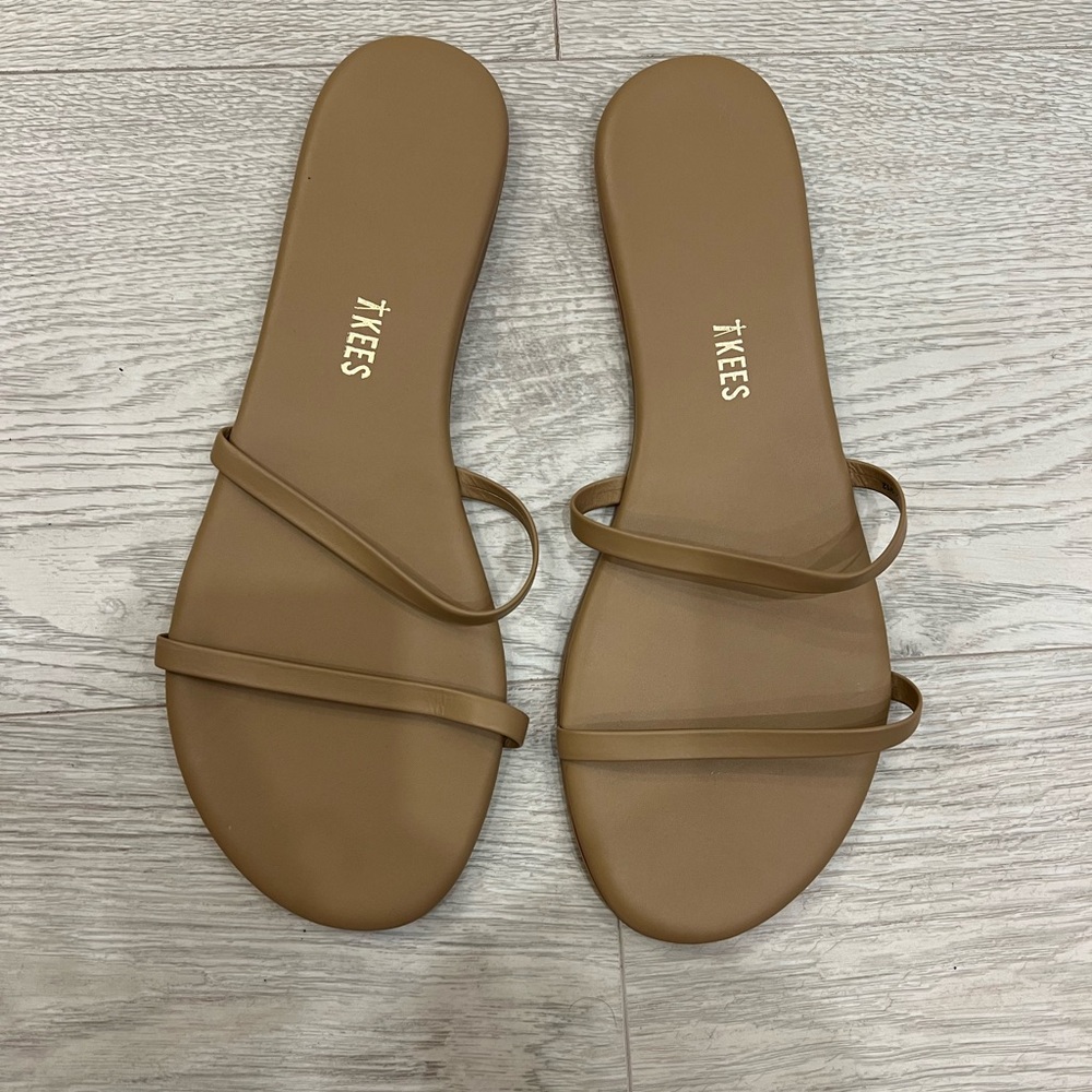TKEES Gemma Slides in Coco Butter